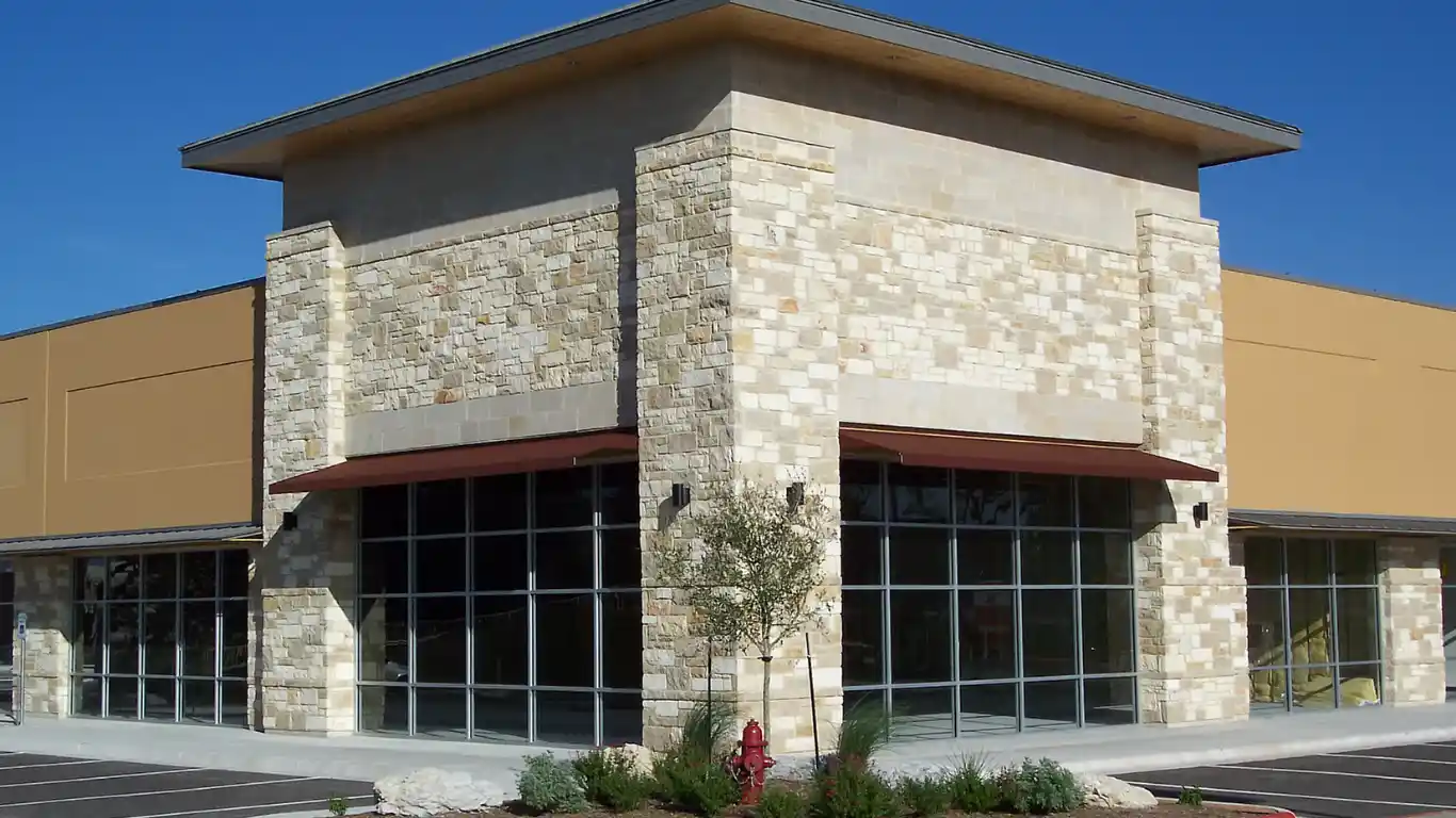 Retail and storefront painting